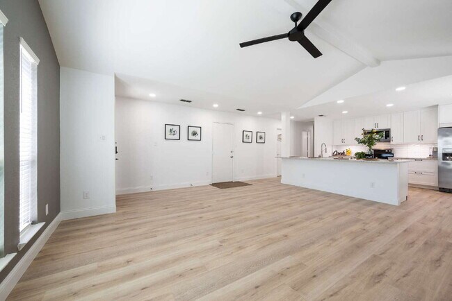 Building Photo - Renovated 3BR | Open Concept | Large Outdoor Space | Keller ISD