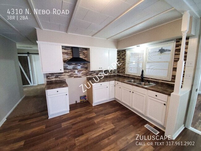 Building Photo - 4310 Nebo / 3 bedroom 1.5 bathroom rehabbe...