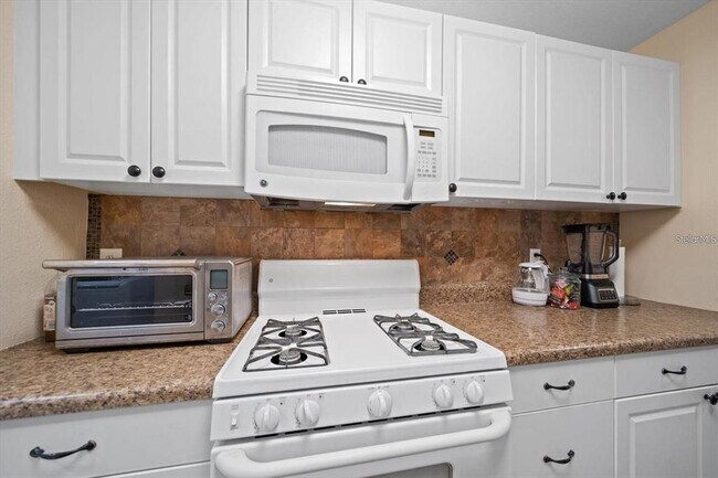 Building Photo - 10038 62nd Ter