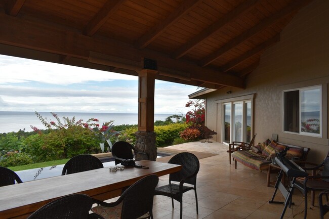 Building Photo - Molokai long term retreat 5 bedroom 3 bath