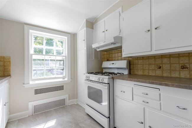 Building Photo - 47 Brookfield Pl