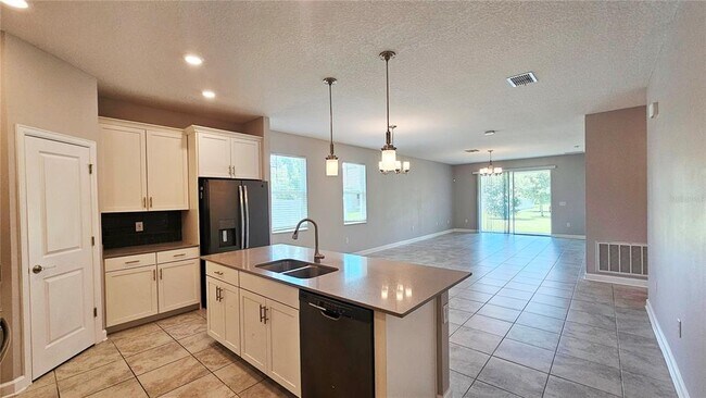 Building Photo - 11048 Sweetgum Woods Dr