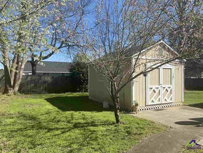 Building Photo - 1217 Candlwyck Dr