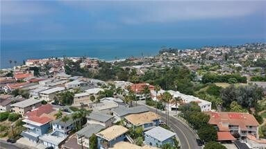 Building Photo - 210 Avenida Calafia
