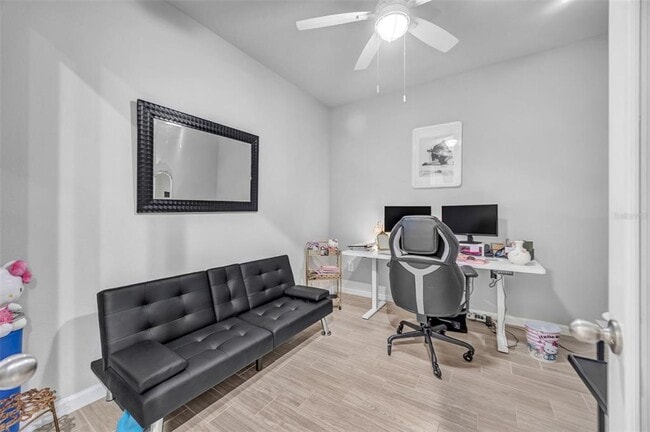 Building Photo - 5886 Timberdale Ave