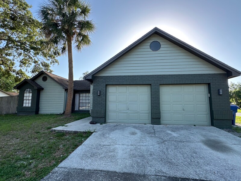 Building Photo - 1041 Sawyers Ct