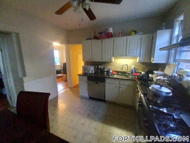 Primary Photo - 49 Beech Glen St