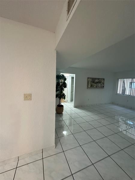 Building Photo - 8420 SW 133rd Avenue Rd