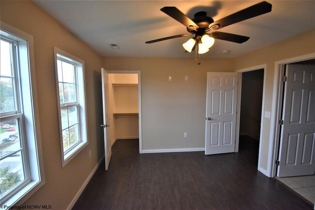 Building Photo - 425 Marlowe Cir