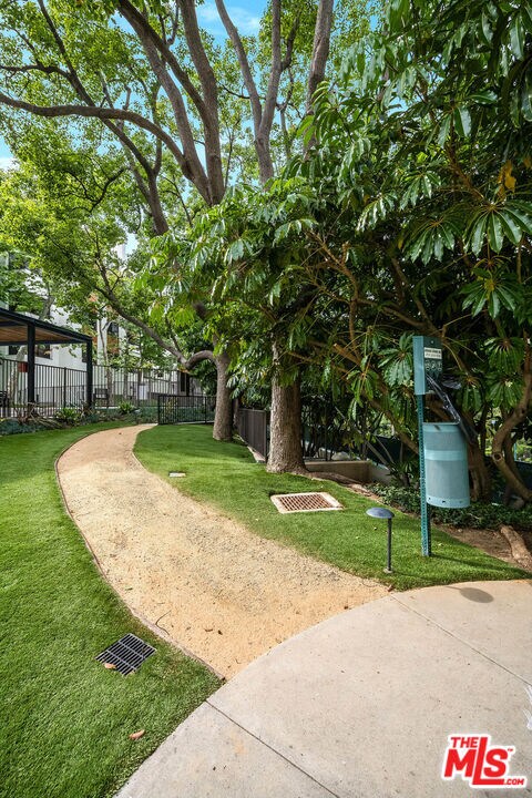 Building Photo - 2132 Century Park Ln