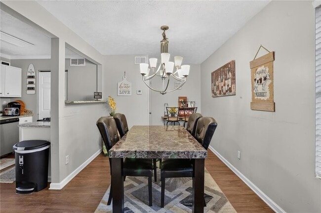 Building Photo - 3536 Highland Pine Way