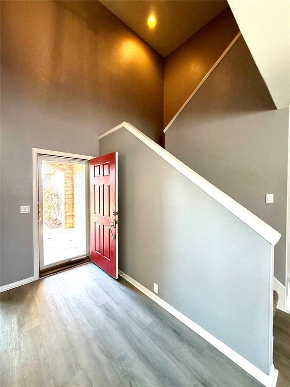 Building Photo - 500 Kingfisher Ln