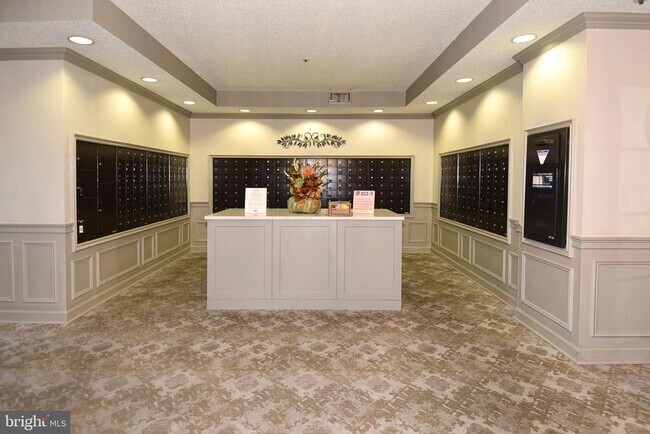 Building Photo - 3310 N Leisure World Blvd