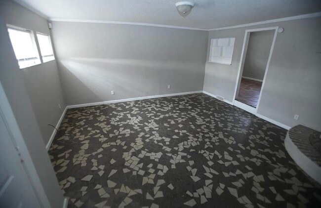 Building Photo - 3050 Tutwiler Ave