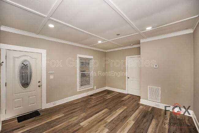 Building Photo - 19 Powder St NW