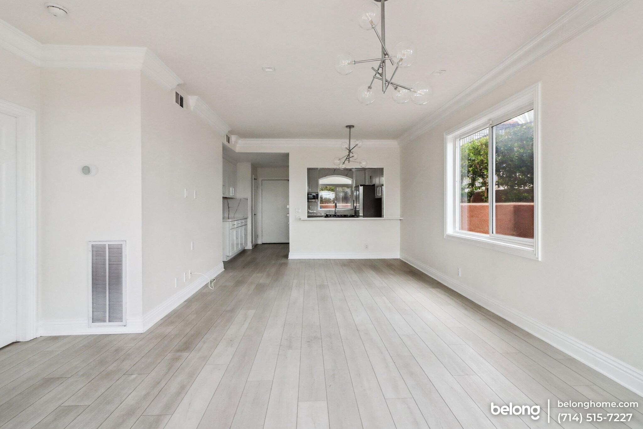 Building Photo - 30902 Club House Dr