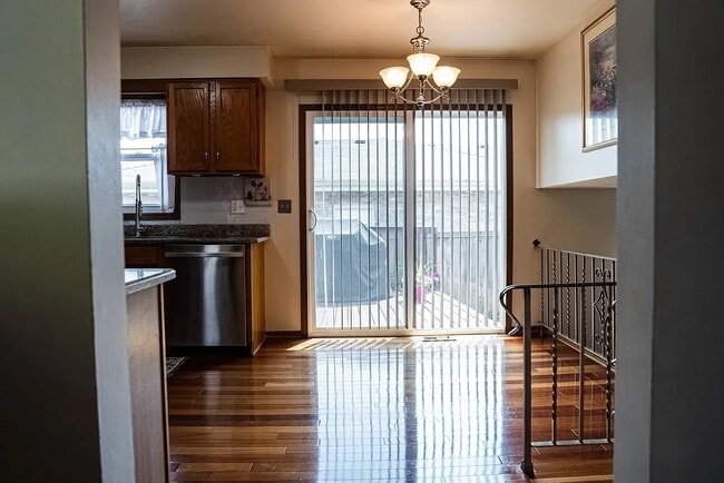 Building Photo - 17001 93rd Ave