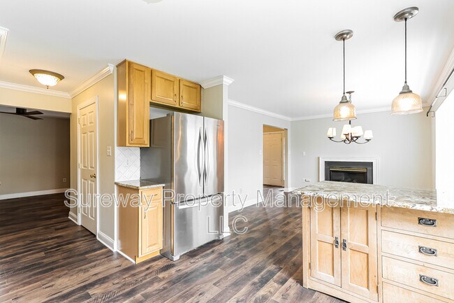 Building Photo - 1704 Delancey Way