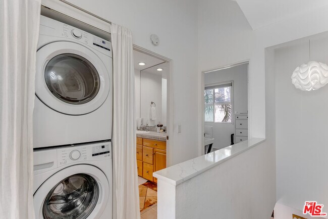 Building Photo - 28711 Pacific Coast Hwy