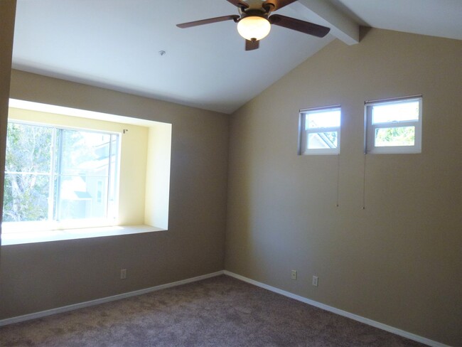 Building Photo - 2/2.5 SLO Condo, Available 2/8/25