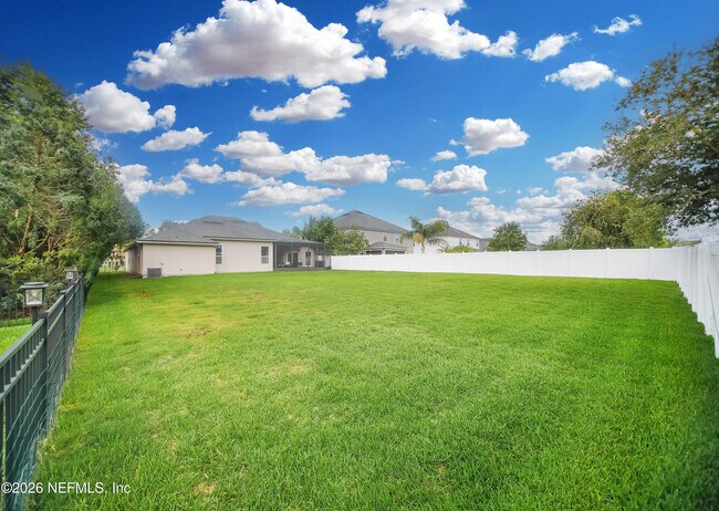 Building Photo - 577 Porta Rosa Circle