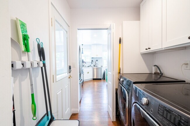 Building Photo - 6307 Tunney Ave