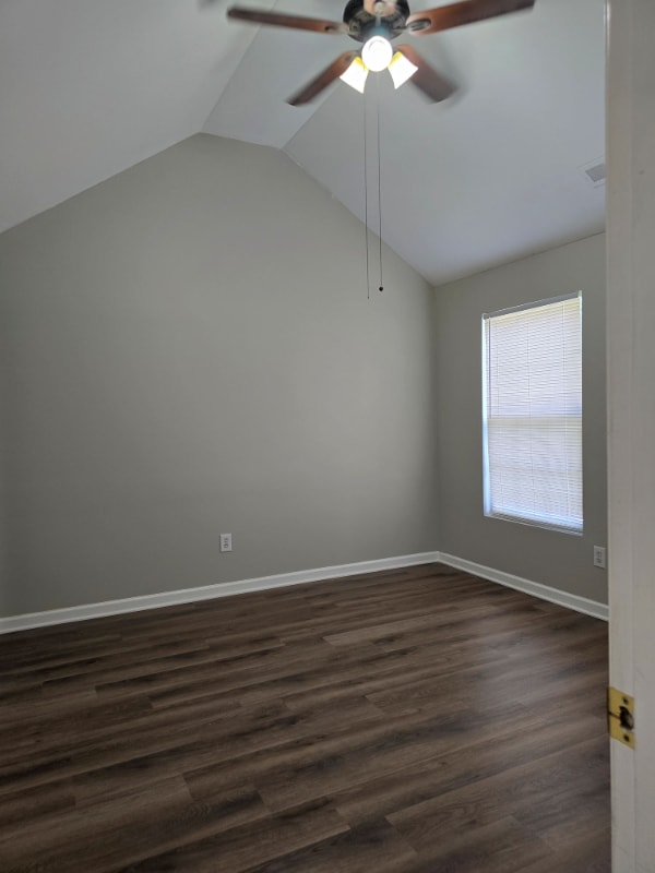 Building Photo - 945 Ujamaa Dr