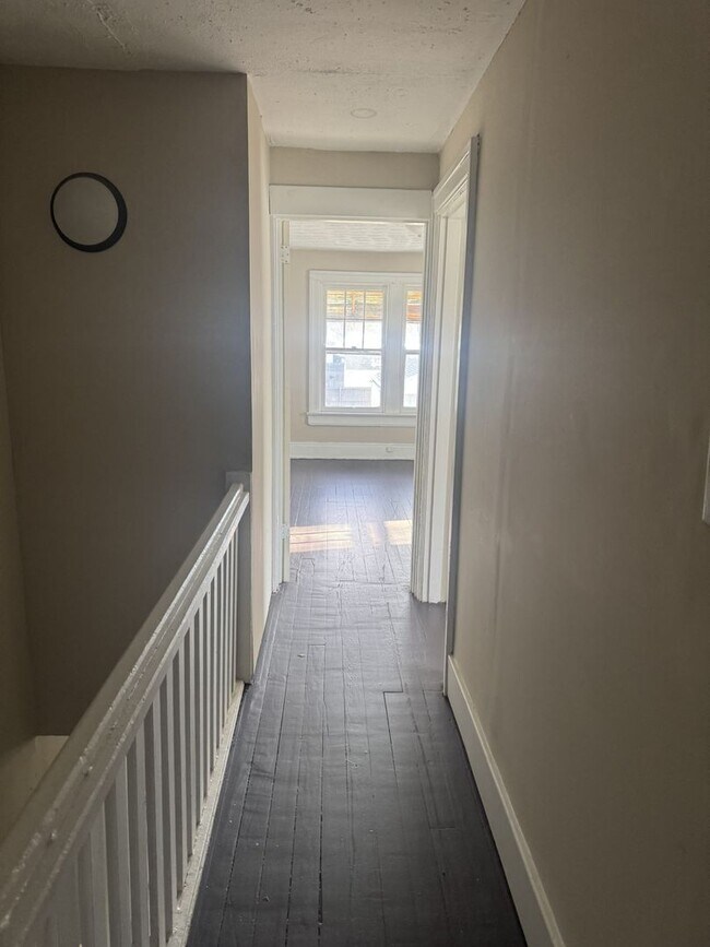 Building Photo - 263/265 S HEDGES ST