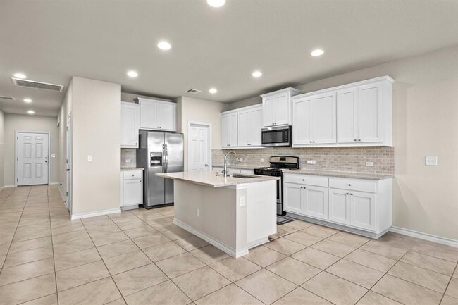 Building Photo - 1421 Itzel Bnd