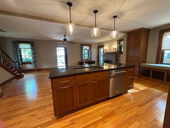 Building Photo - REDUCED Grandin Court Tudor with 3 Bedrooms and 2.5 Baths - EV Charging Station