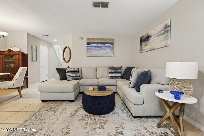 Building Photo - 323 Sand Castle Way