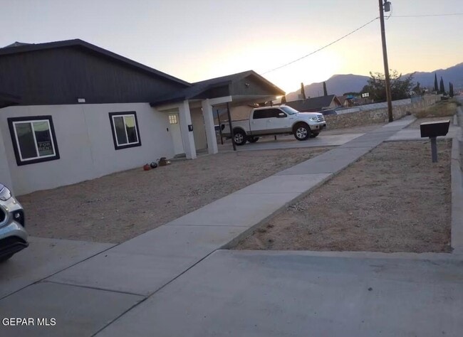 Building Photo - 6902 S Angora Loop Ave