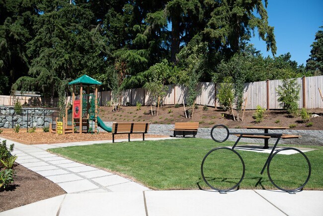Building Photo - 1806 Sf  | 4 Bedrooms 3.5 Baths  | $3,750