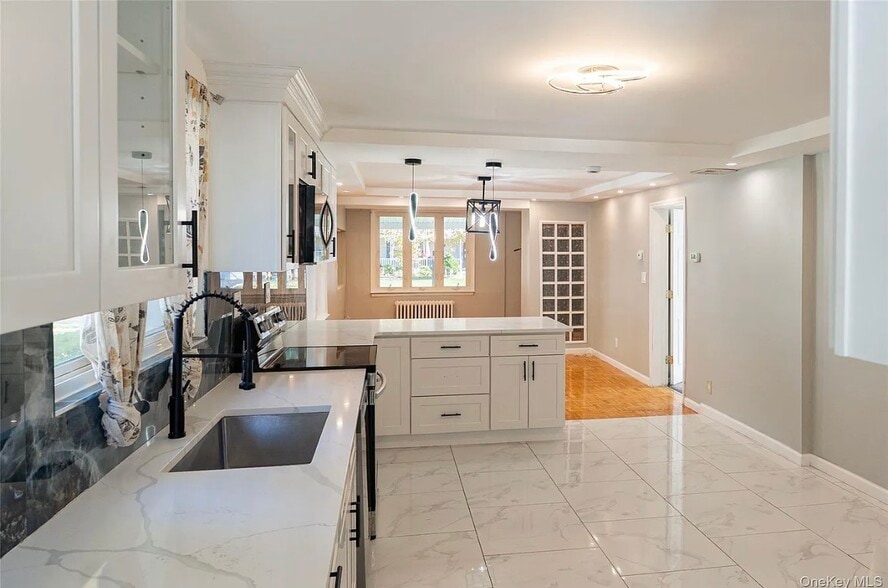 Building Photo - 168 Oldfield Ave