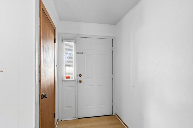 Building Photo - 5702 Teasley Ln