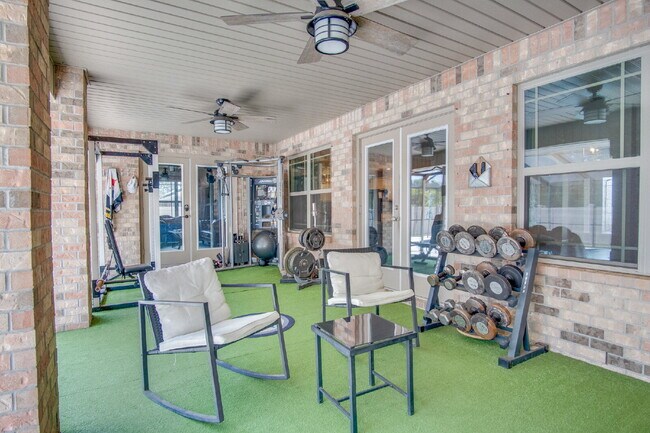 Building Photo - Milton 4BR Pool Home with Office, Vaulted Ceilings, Screened Saltwater Pool & 2-Car Garage