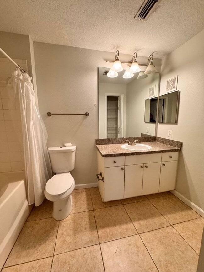 Building Photo - 3591 Kernan Blvd S