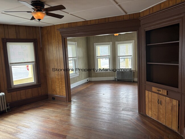 Building Photo - 125-127 Pond Street