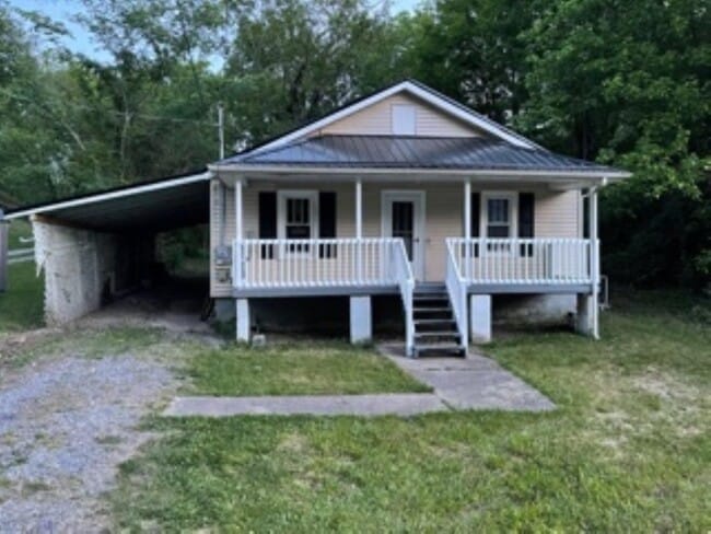 Primary Photo - 1337 Ivory St