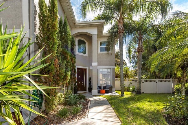 Building Photo - 2241 Highland Woods Dr
