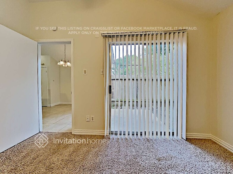 Building Photo - 9167 Golden Sunshine Dr