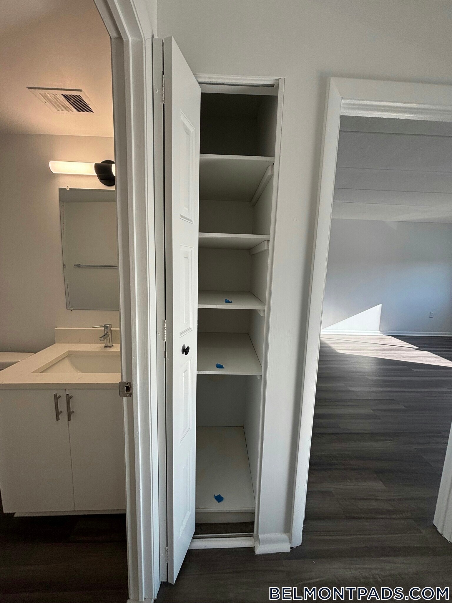 Building Photo - 53 Hill Rd