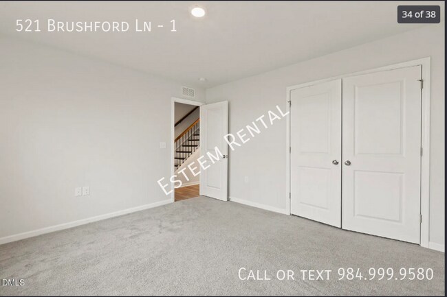 Building Photo - 521 Brushford Ln