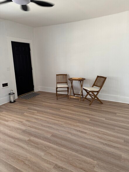 Living room - 2316 14th St