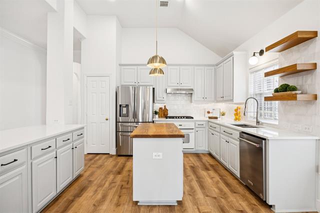 Building Photo - 1273 Tioga Dr