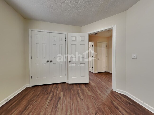 Building Photo - 230 Fontenot Dr