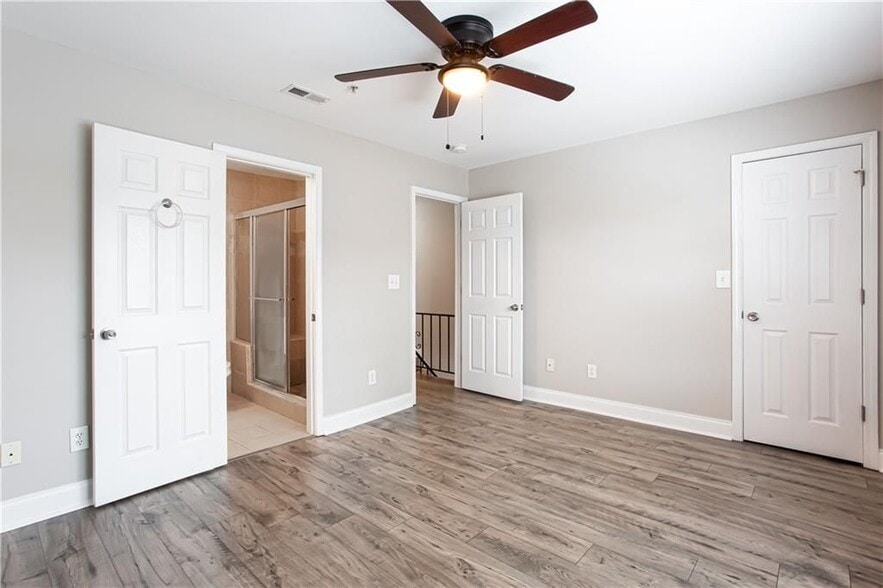 Building Photo - 7 Villa Ct SE