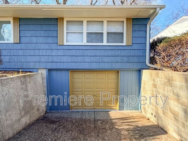 Building Photo - 7306 Elm Ave