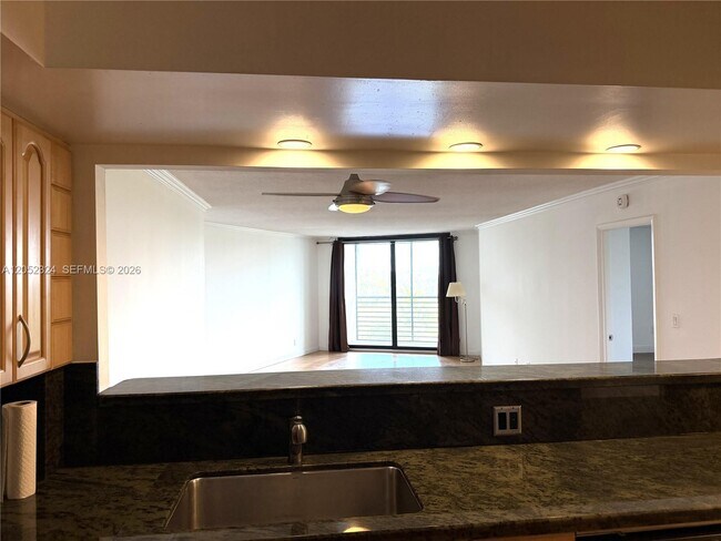 Building Photo - 3800 N Hills Dr