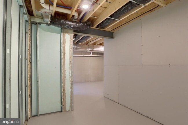 Building Photo - 45 N Penn St